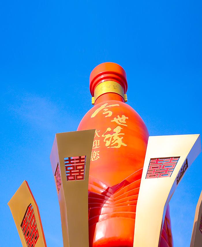 食品饮料周报：白酒势能不减，大众品枯木逢春