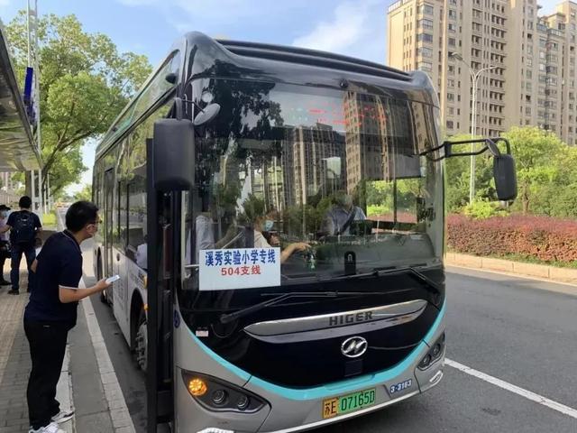 人保服务 ,拥有“如意行”驾乘险，出行更顺畅！_2024年中国劳动力行业市场调查分析：2024届高校毕业生总规模比去年增加了21万人