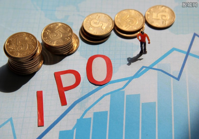 IPO参考：东方甄选主播直播间表达不满周六福四次冲击IPO