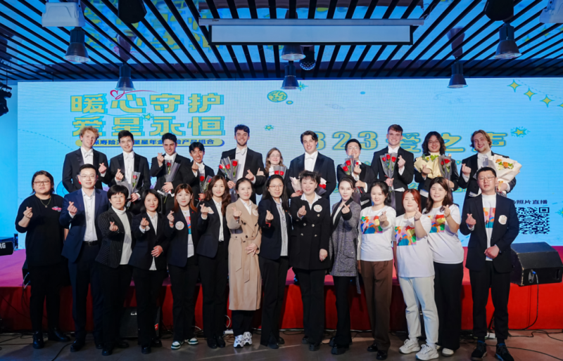 人保伴您前行,人保车险_2024年中国短租公寓行业的市场发展现状及投资风险分析
