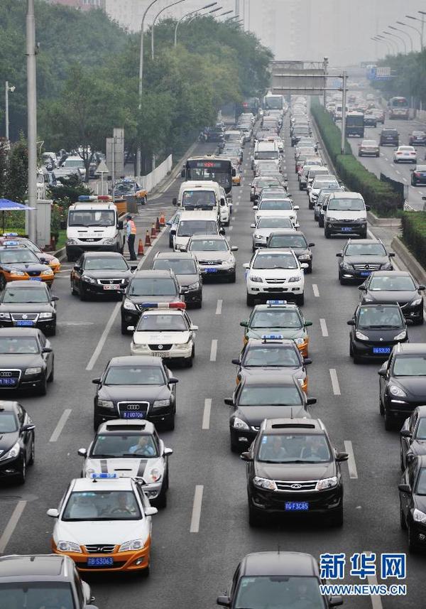 局地暴雨！北京全路网严重拥堵