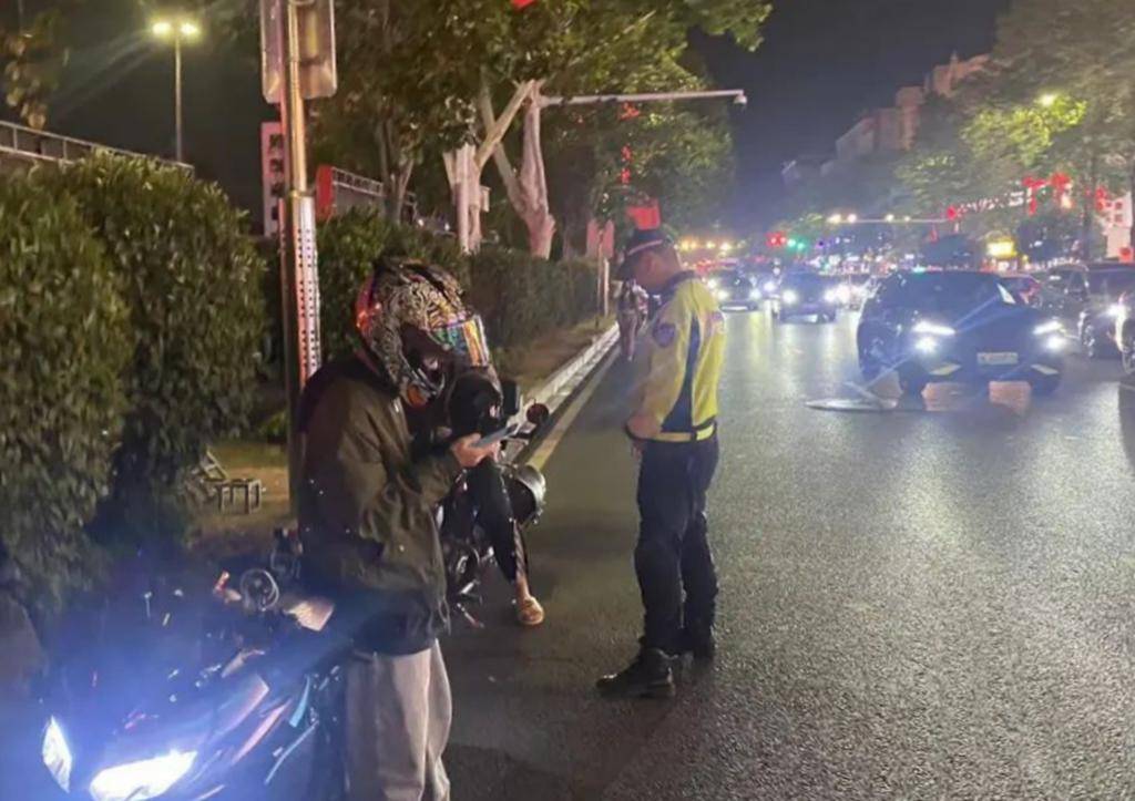 拥有“如意行”驾乘险，出行更顺畅！,人保有温度_市场规模已达到亿元级别 中国油烟净化器行业市场发展趋势及投资分析