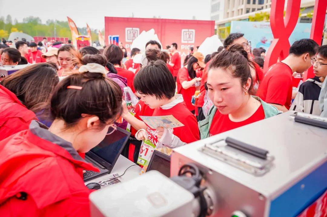 2024年中国电竞产业发展现状及未来发展趋势分析报告_人保服务 ,人保有温度