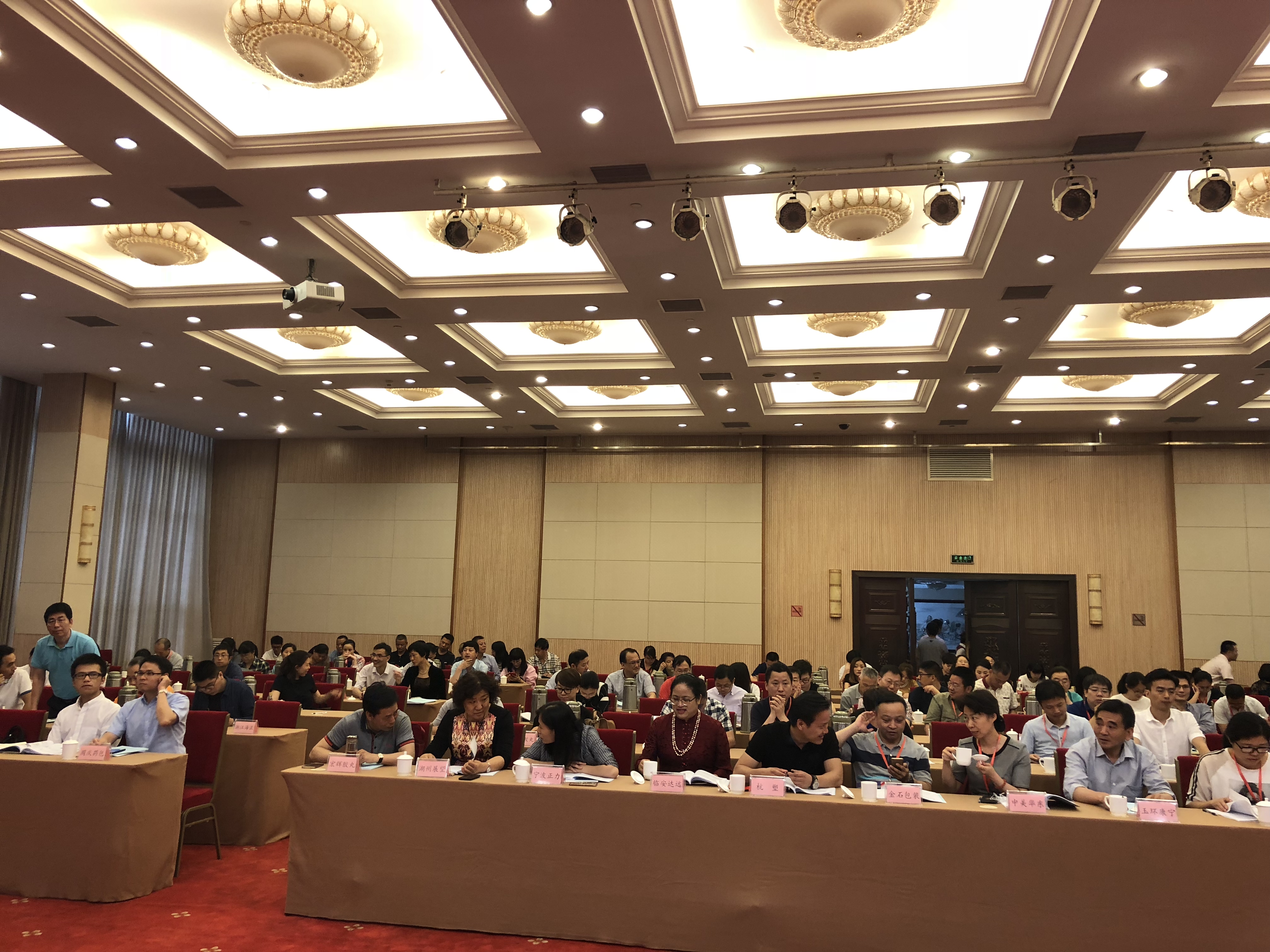 JPM大会火热召开，医药业绩利好频传