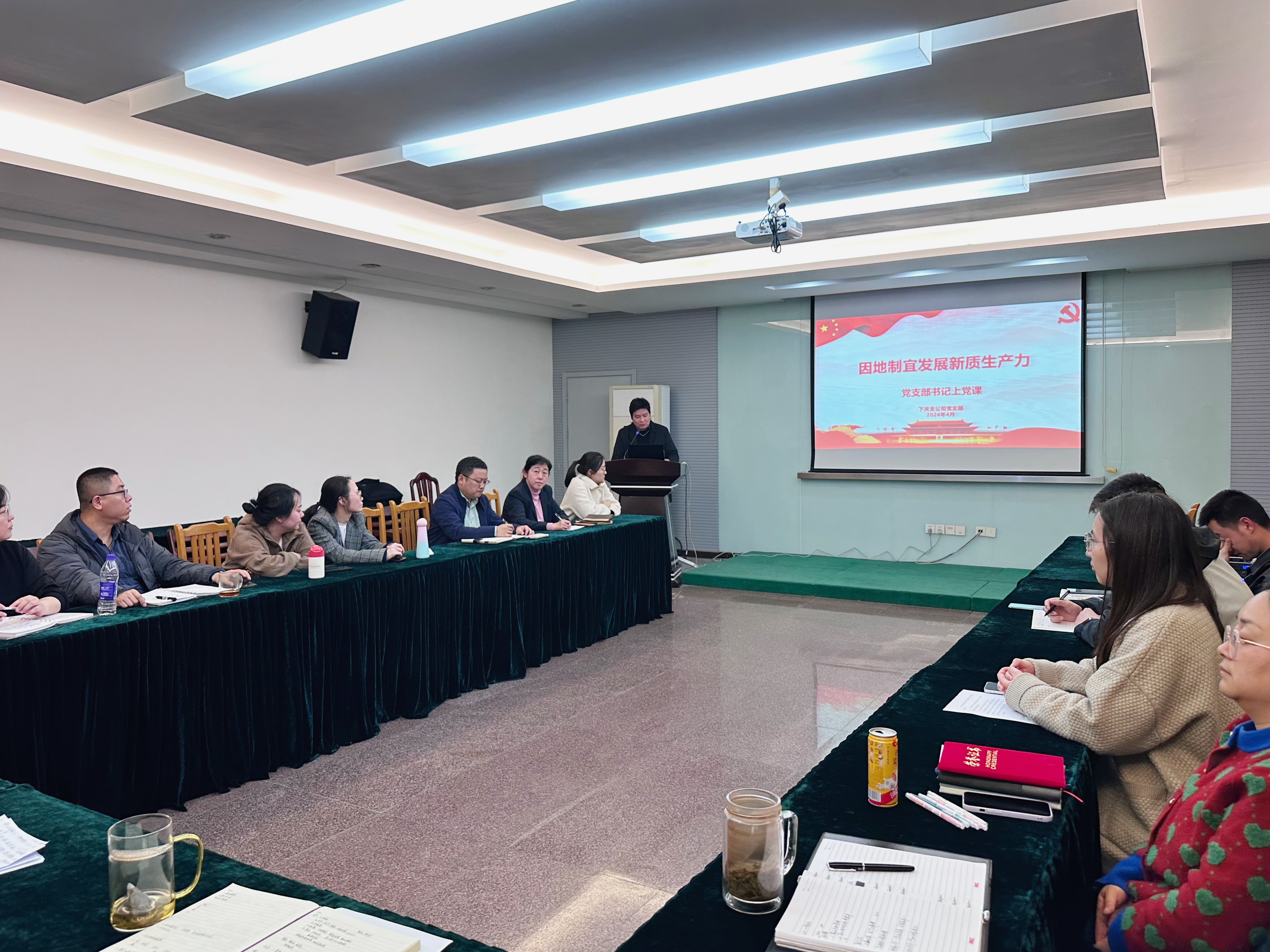 保险有温度,人保财险 _2025年石油天然气开采行业发展前景预测：稳油增气、低碳融合