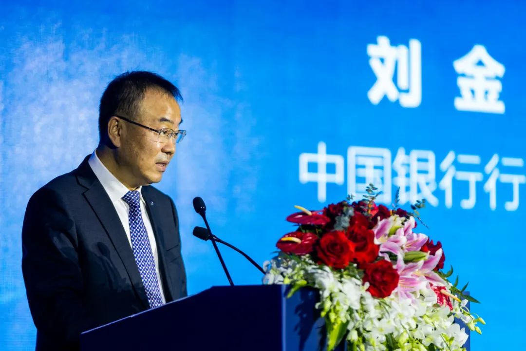 郑州银行：副行长郭志彬因身体原因辞任