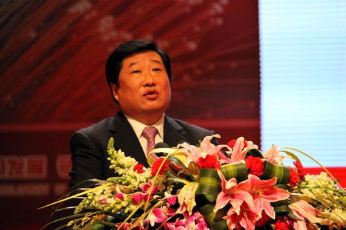 山东财金集团党委书记梁雷出任德邦证券董事长