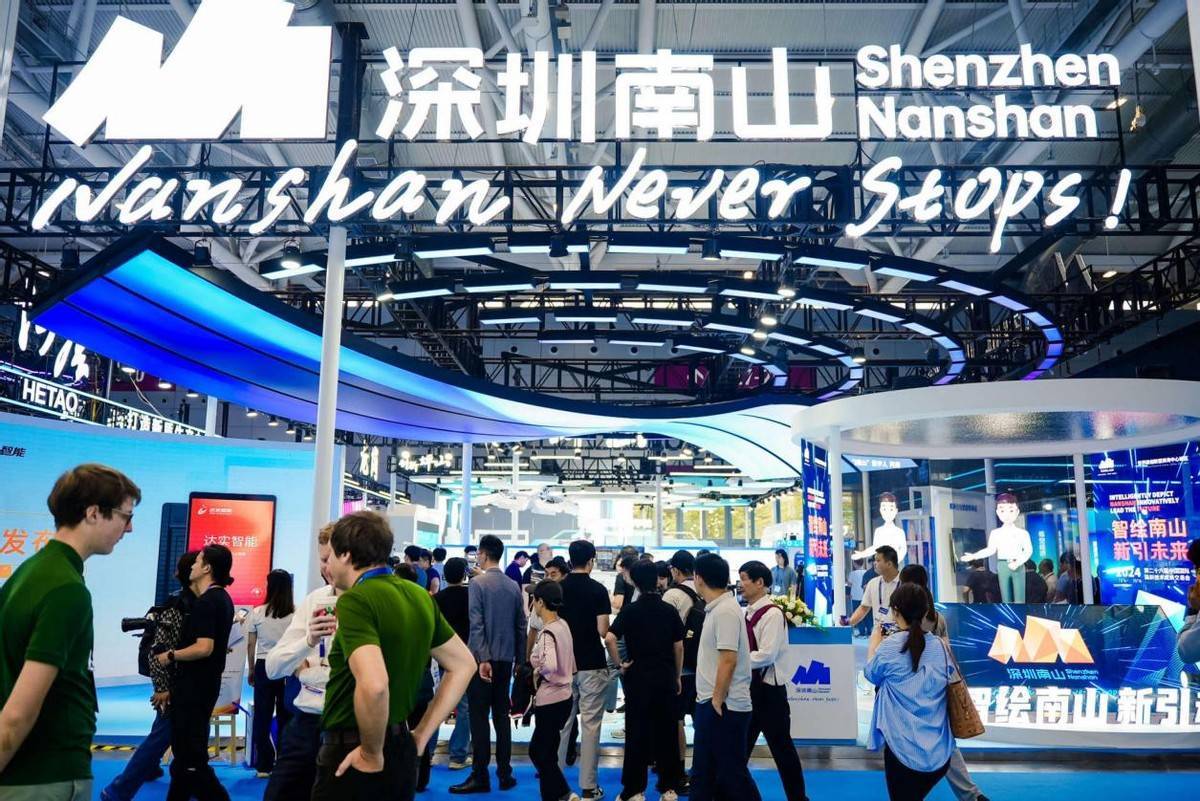 高科技产品集中亮相阿联酋中国出口品牌联展