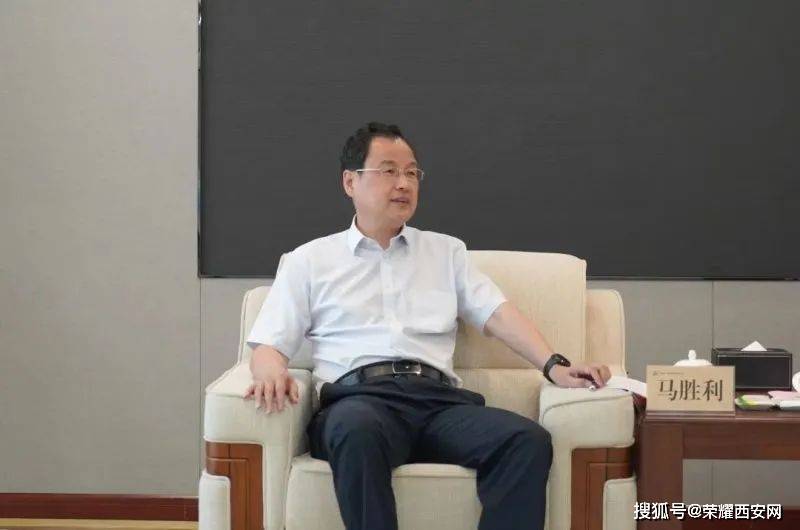 独家！万亿级城商行“换帅”，大股东一把手直接掌舵