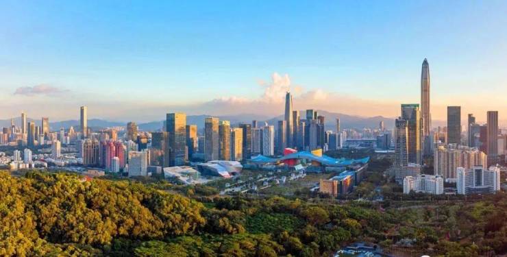 深圳“迷你地块”拍出12亿元！龙华低密宅地取消限价引8家房企争抢