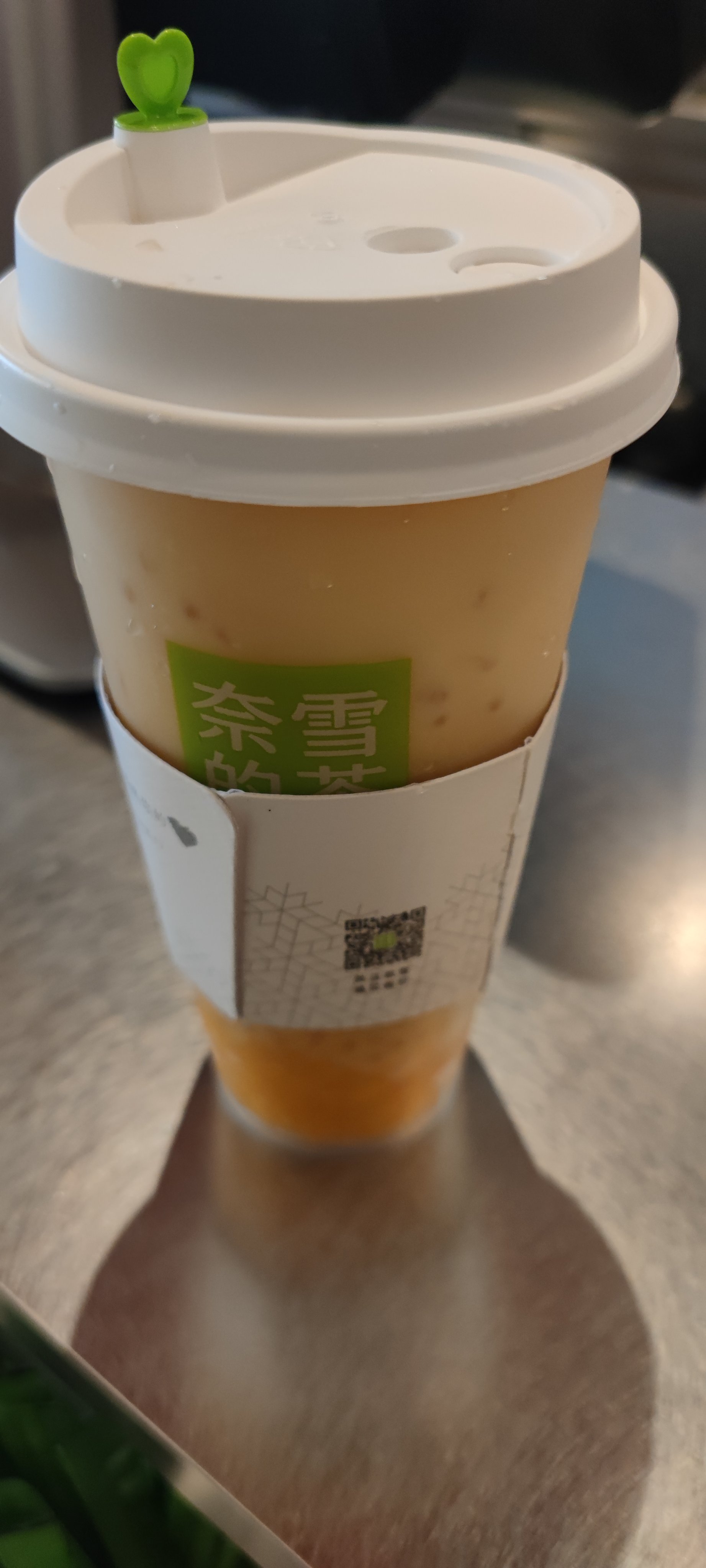 奈雪的茶创始人：品牌视觉改为“Naìsnow”是国际化升级