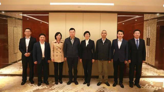 世纪恒通:董事及监事会主席拟合计减持不超0.42%公司股份