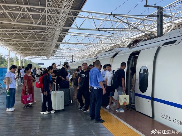 欧洲手记｜高温催热“绿色出海”——中国家电企业在欧洲迎新机遇