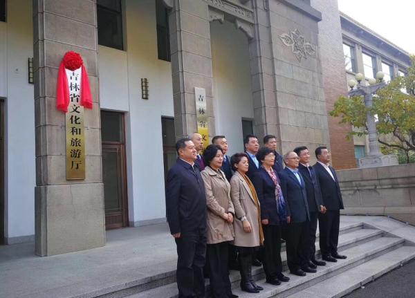 “70后”铝业老兵陈亚仁接任福蓉科技董事长，能否带领公司摆脱“增收不增利”困境？