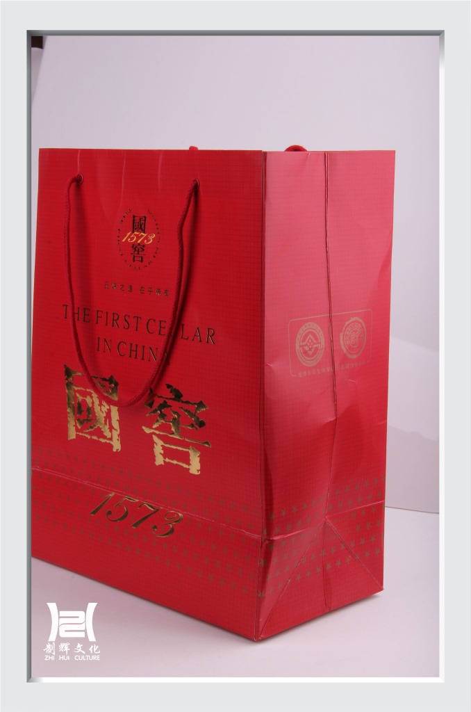 双汇发展获得外观设计专利授权：“手提袋纸壳（本质）”