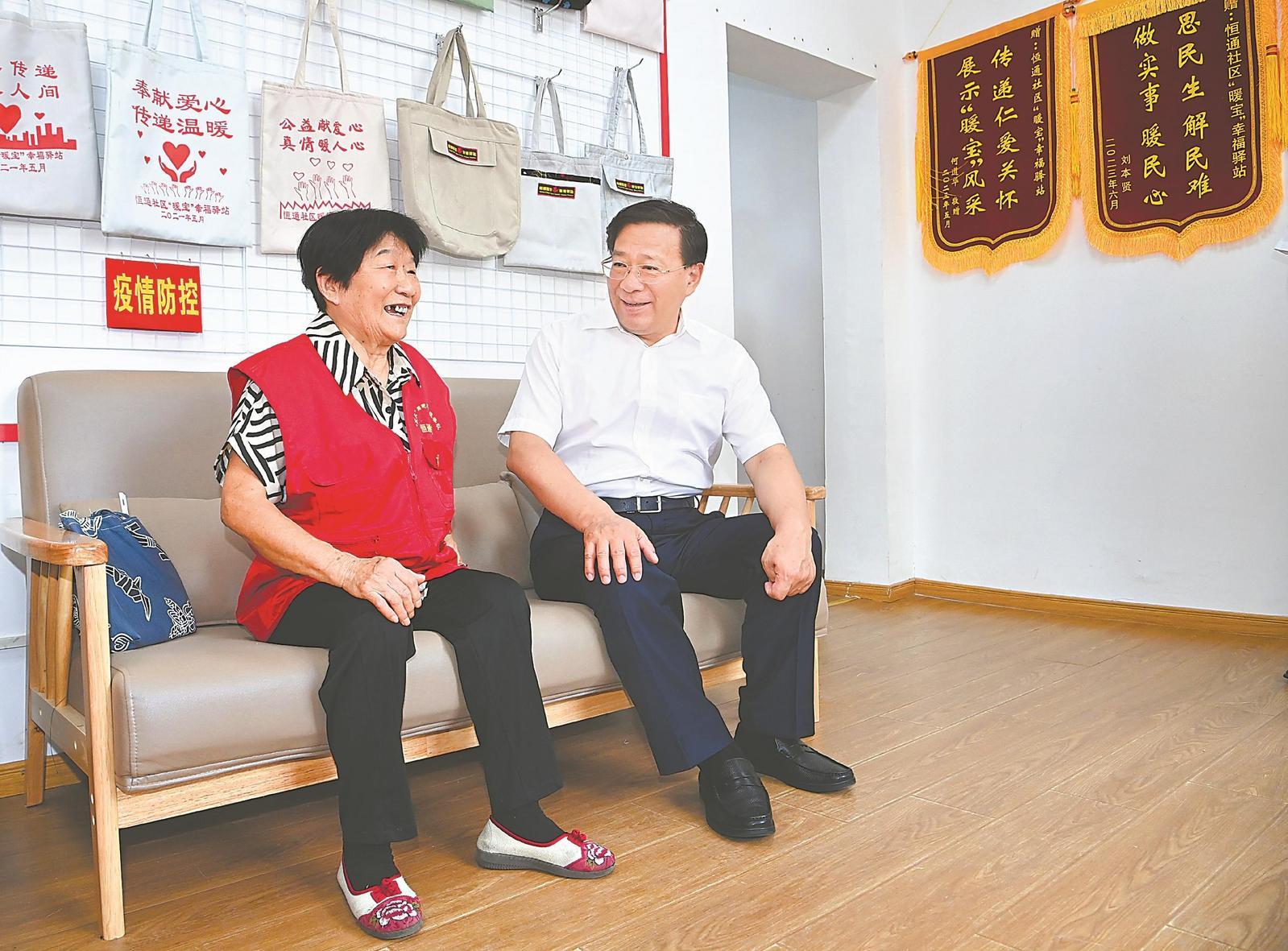 （活力中国调研行）“新中国光学事业的摇篮”：追“光”逐“电”不停步