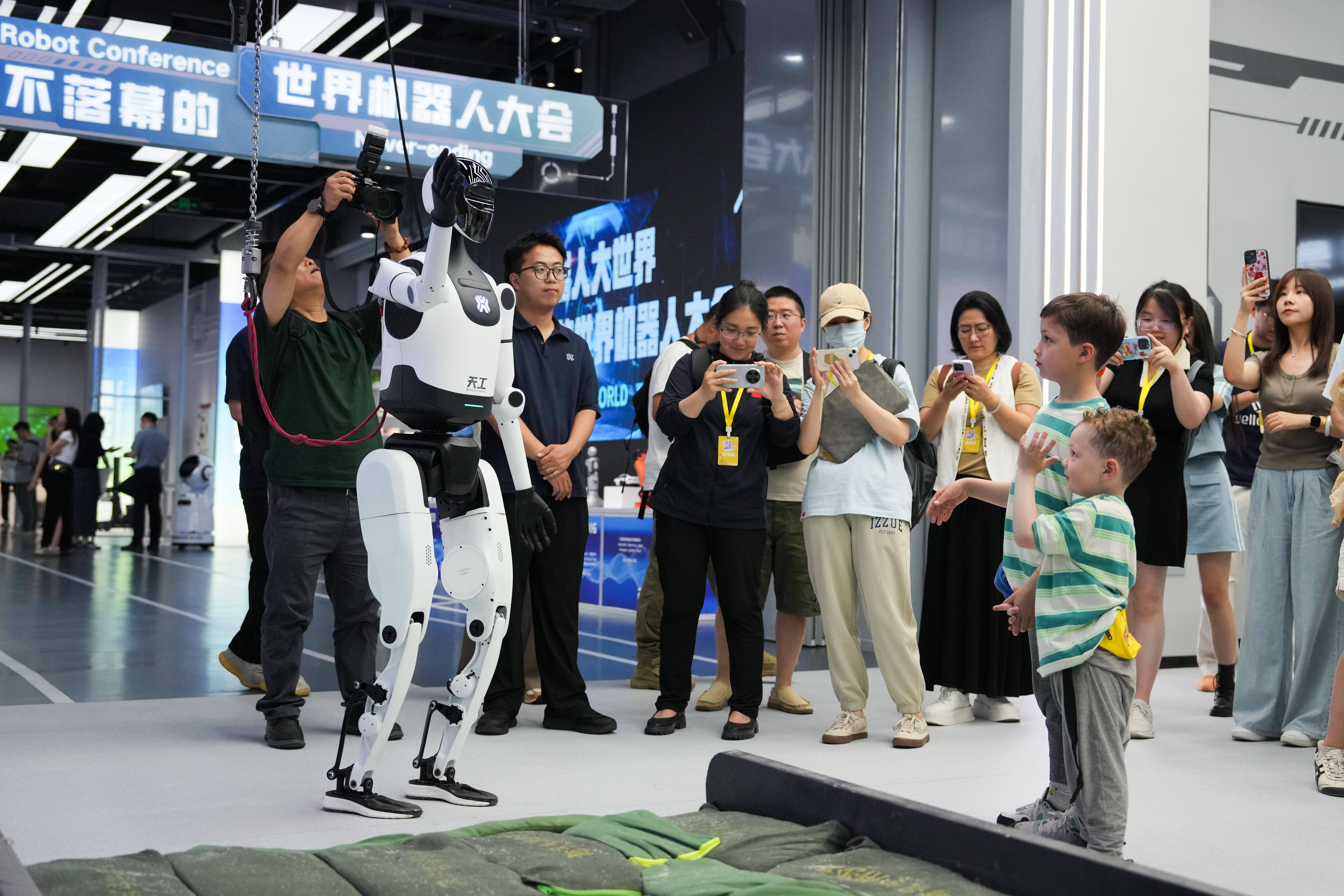 2025世界机器人大会在北京开幕