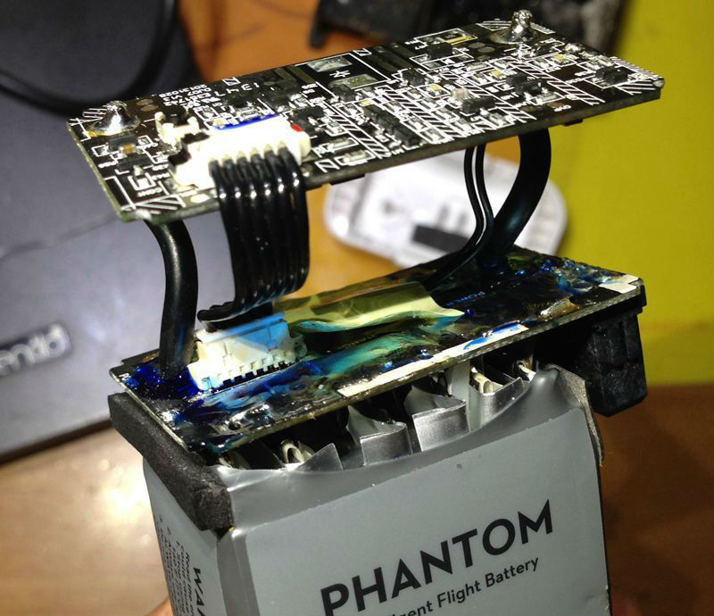 誉辰智能获得发明专利授权：“电芯合芯机”