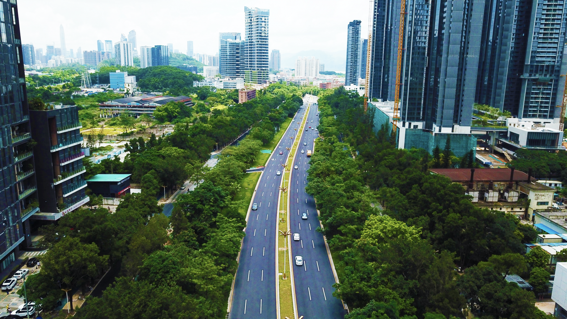 拥有“如意行”驾乘险,出行更顺畅!,人保有温度_智慧社区行业发展现状及市场规模、未来前景分析2025