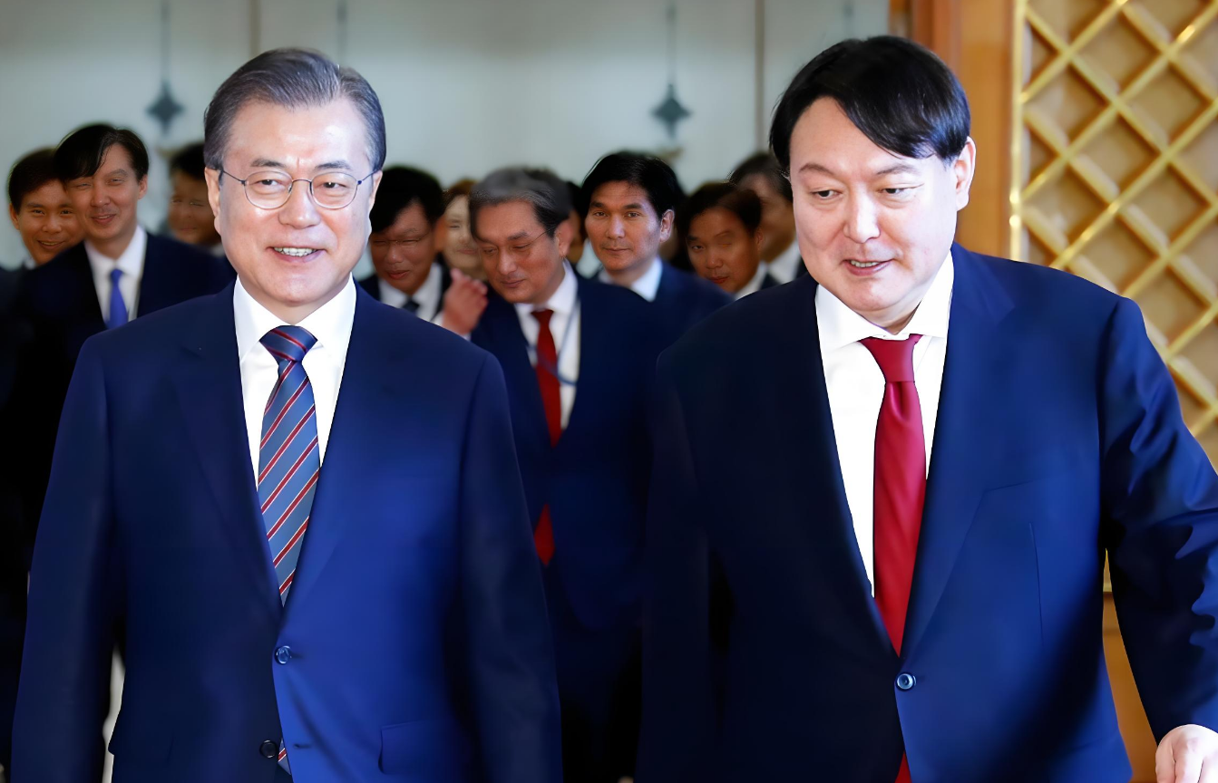 韩国检方决定不起诉前总统文在寅