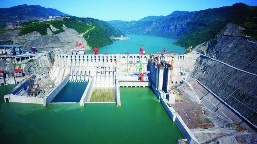 通裕重工成功交付世界直径最大碾环机核心部件