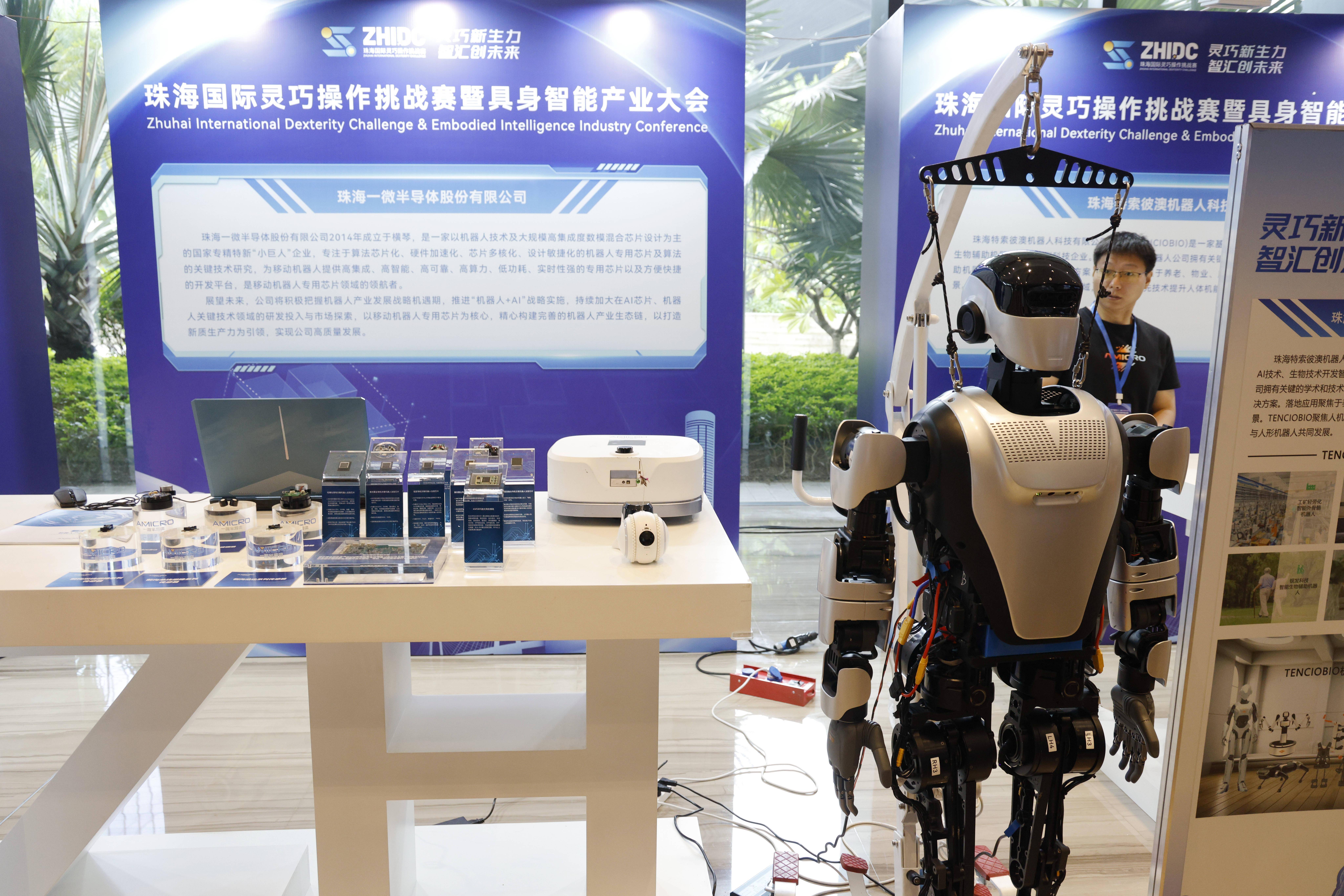 直击工博会：具身智能+工业机器人 解锁未来工业新可能