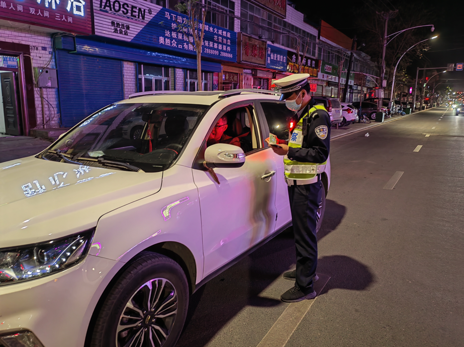 人保服务,拥有“如意行”驾乘险,出行更顺畅!_2024年青花瓷行业发展现状、竞争格局及未来发展趋势分析