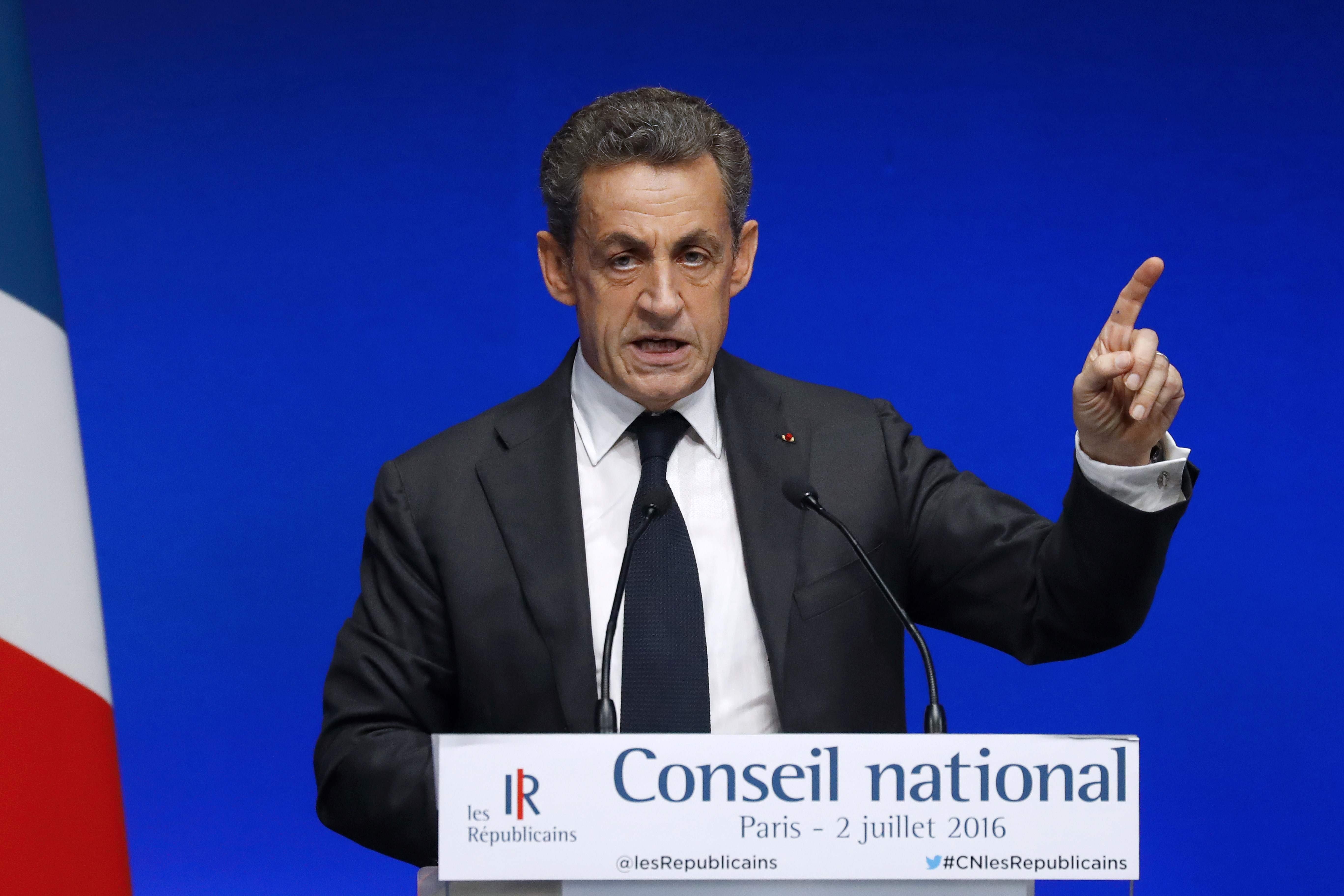 法国前总统萨科齐将于10月21日入狱服刑