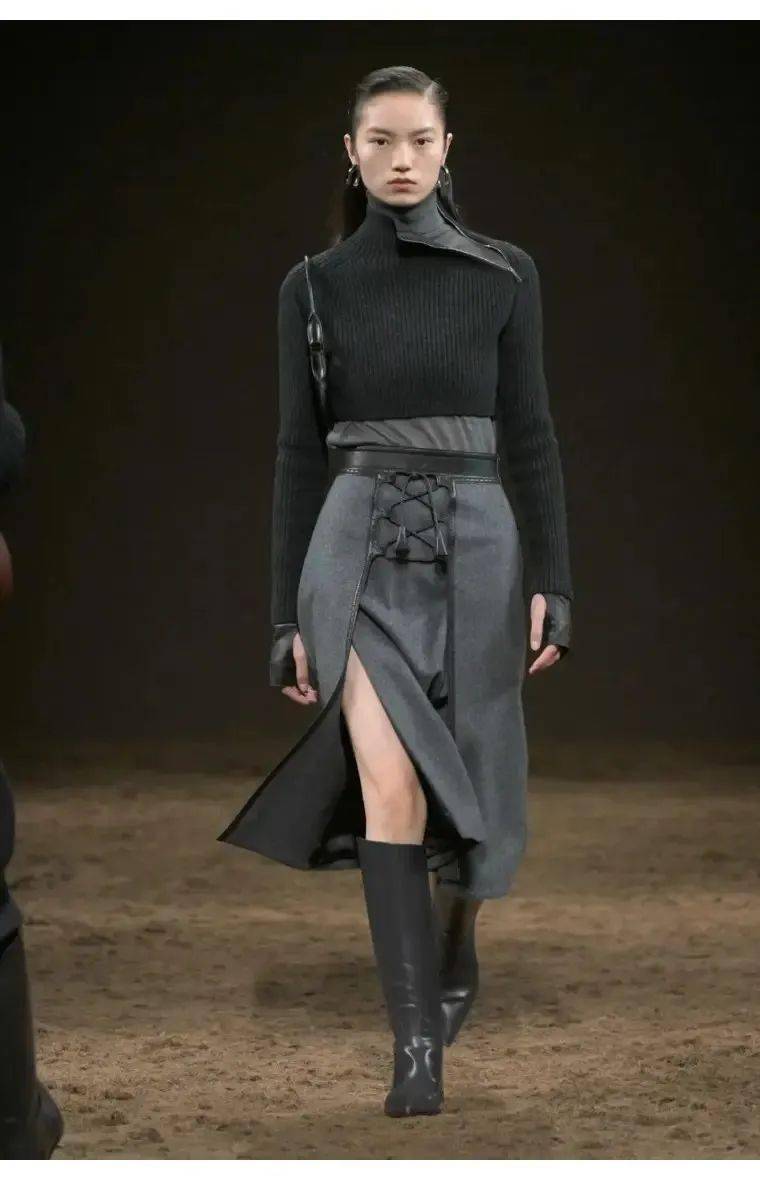 保险有温度,人保护你周全_2025-2030女装行业：新流量、新渠道、新品牌的价值重塑