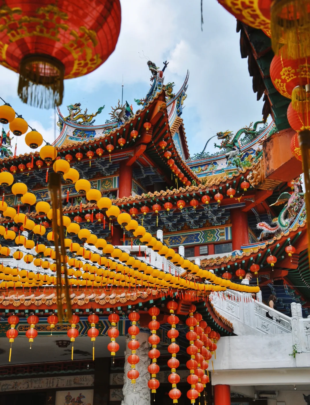 马来西亚政府拟限制16岁以下青少年使用智能手机