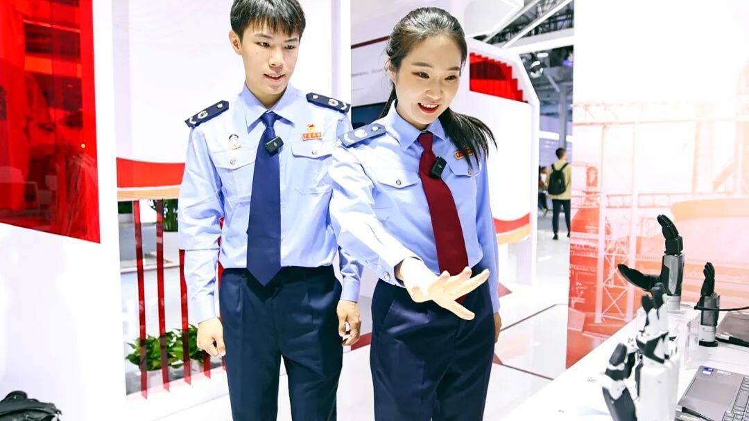 新版《中国税收居民身份证明》落地半年 上海累计开具超2560份