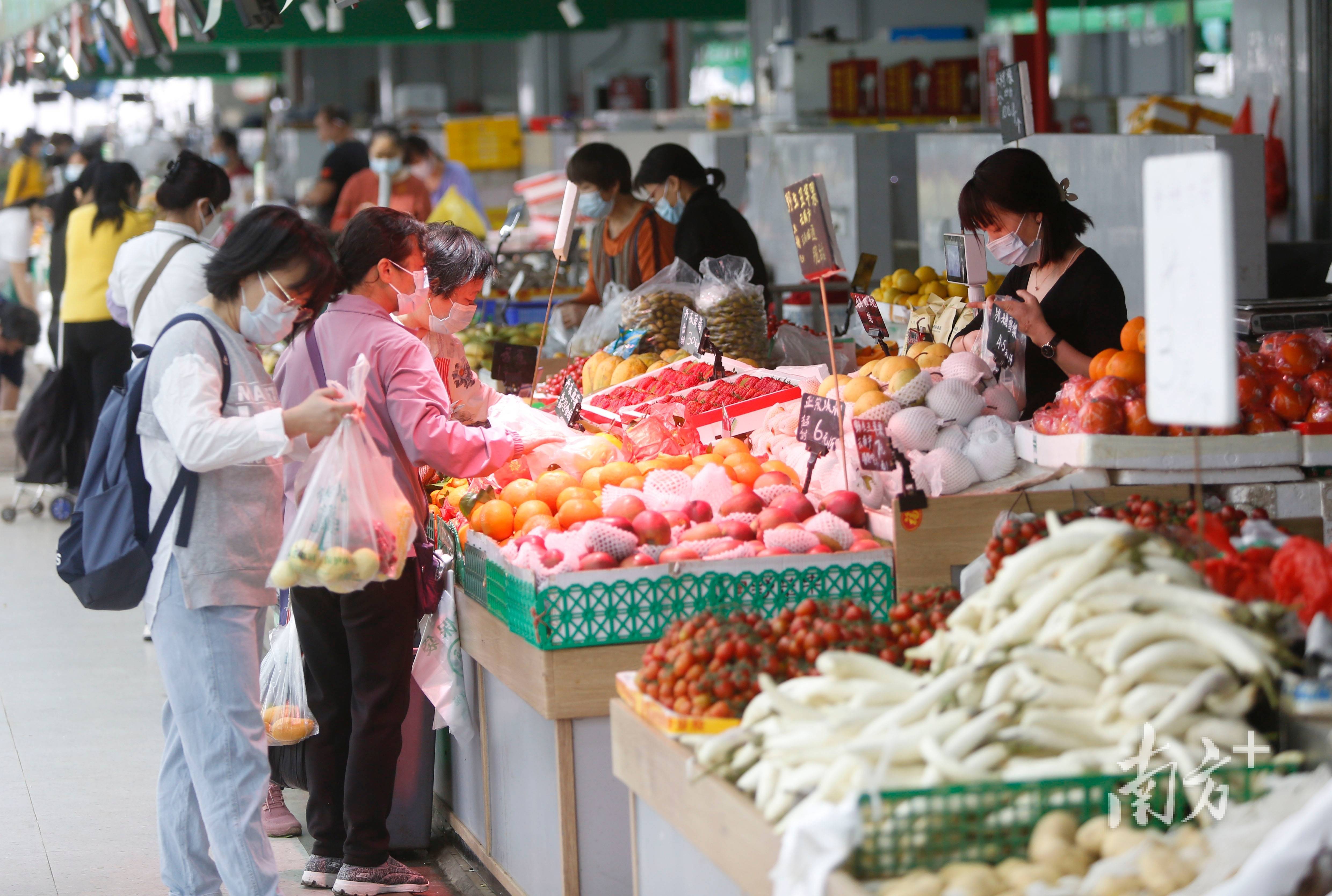 国家统计局:前三季度设备工器具购置投资同比增长14.0% 拉动全部投资增长2.0个百分点