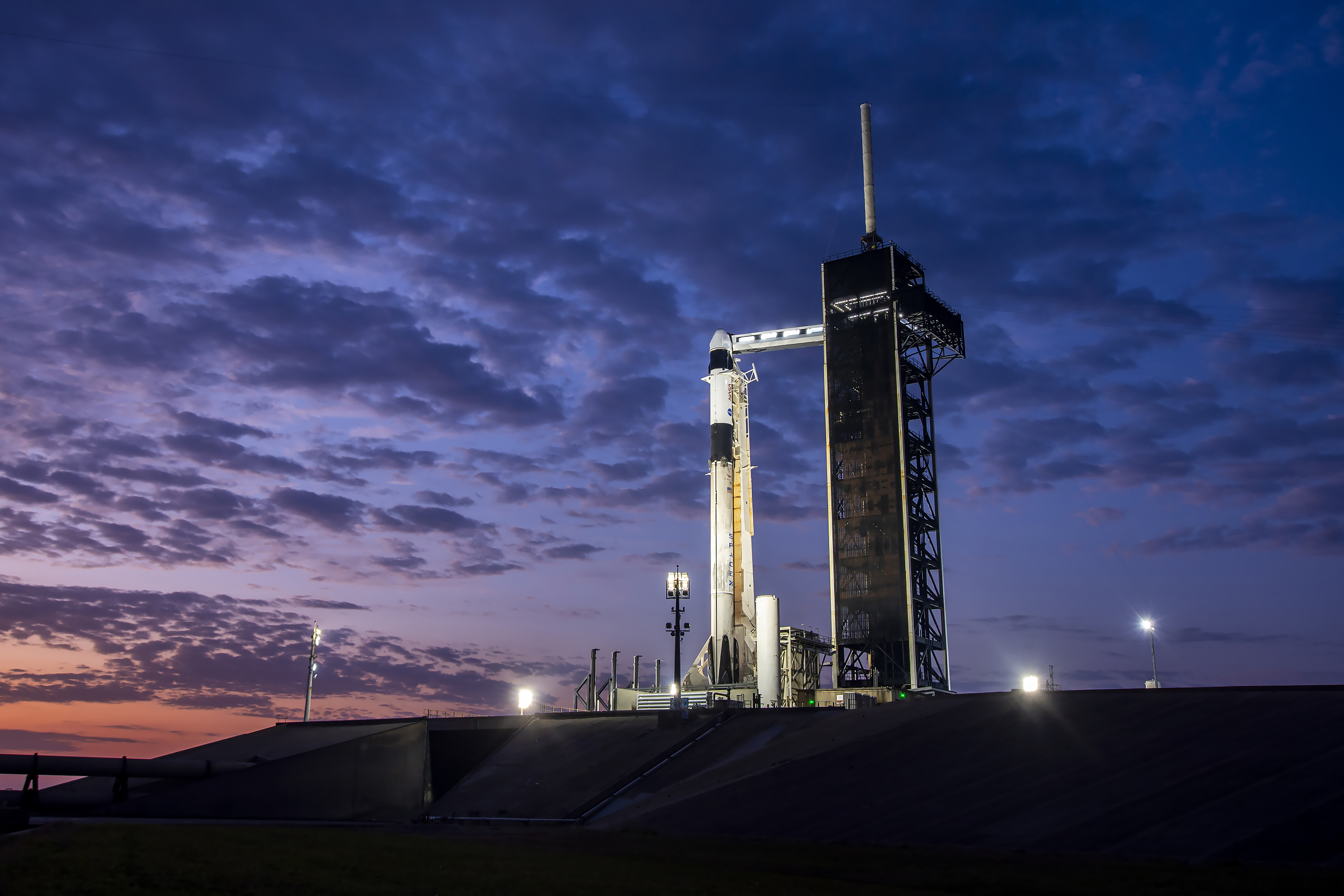 美航天局:SpaceX研发月球着陆器进度滞后 拟重新开放竞标