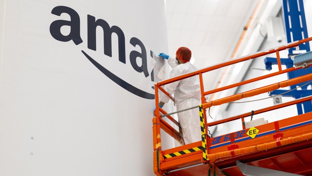 SpaceX称识别并切断缅甸电诈园区周边逾2500台“星链”设备