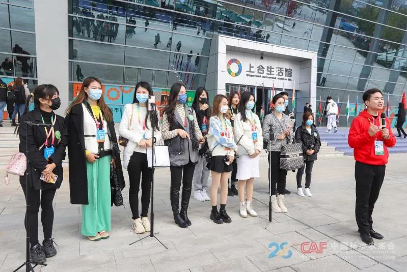 杨凌农高会外商“带货”记:从“轻装”到“满载”