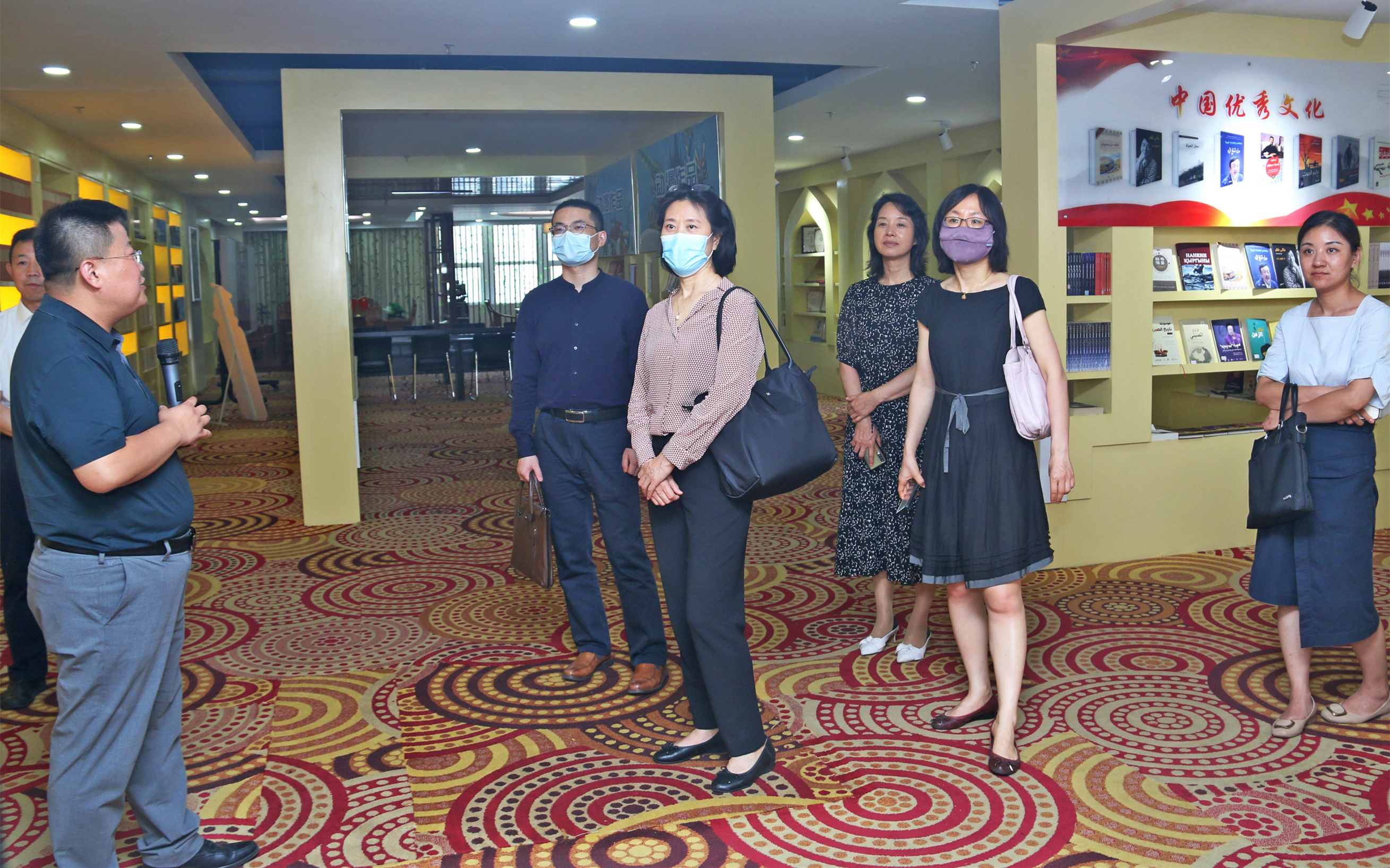 中国贸促会副会长刘健男会见加拿大驻华使馆商务公使凯伦一行