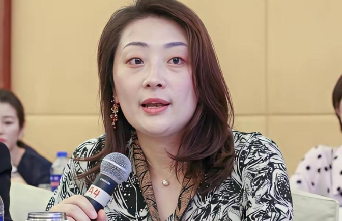 宗馥莉公开露面！