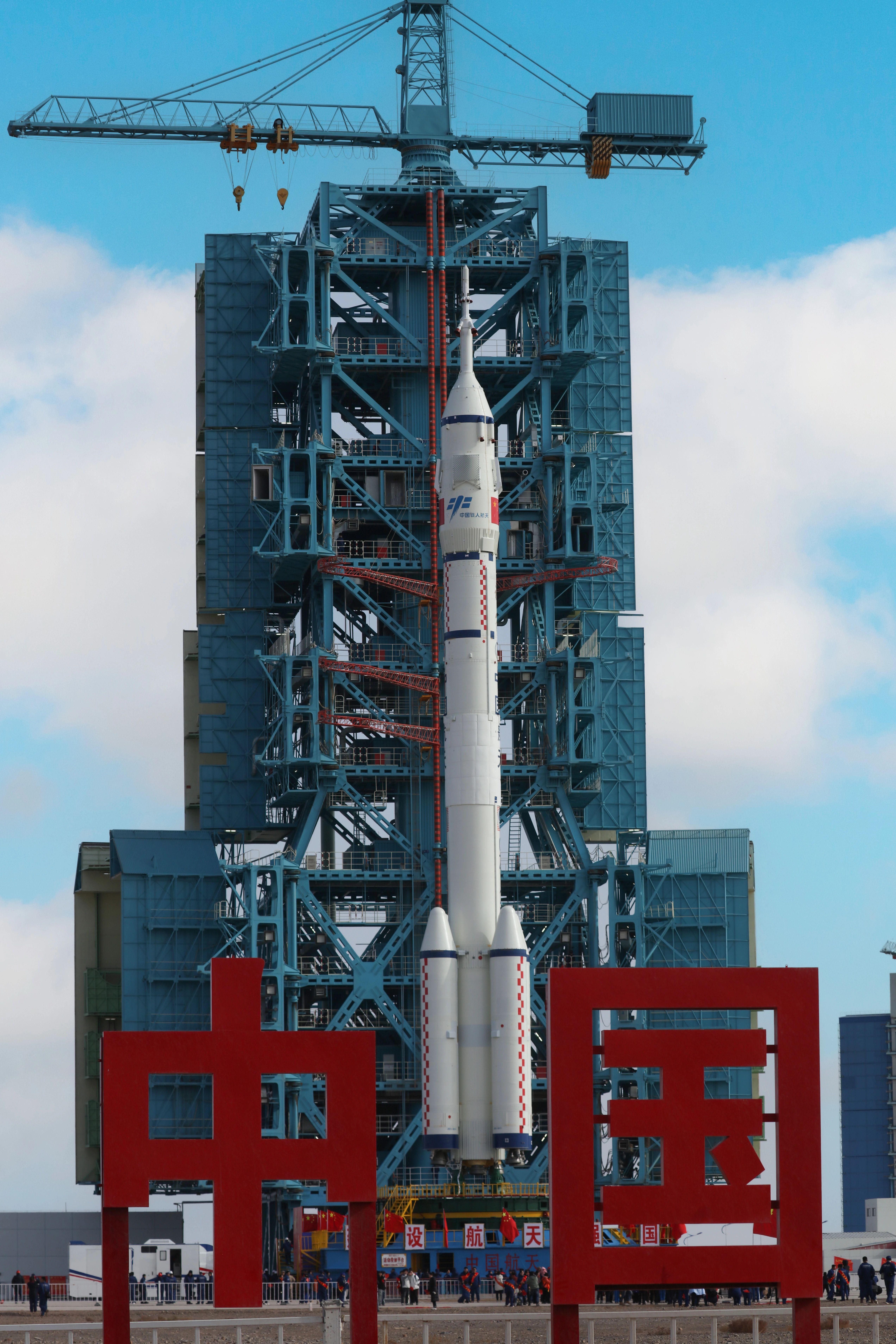 神舟二十一号载人飞船发射取得圆满成功 我国2025年载人航天发射任务圆满收官