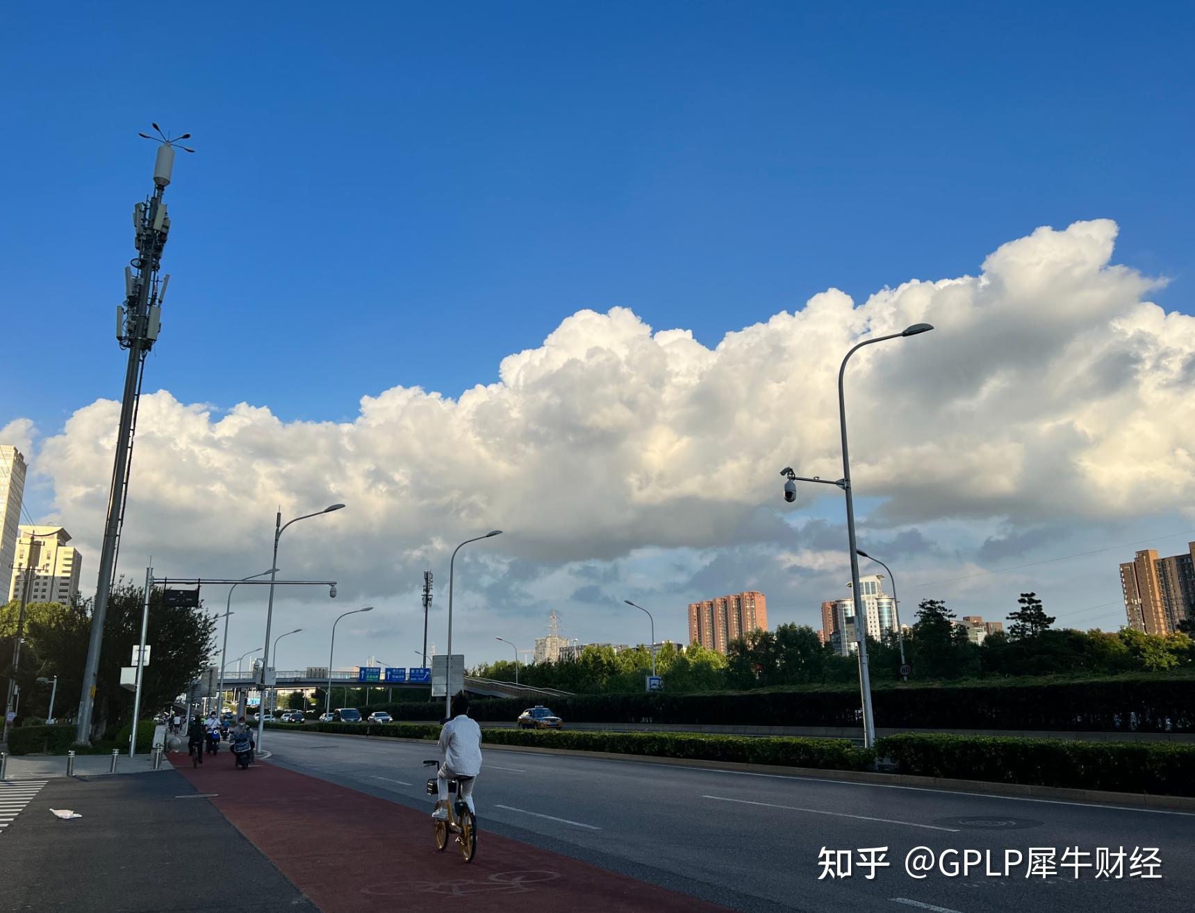 SHEIN半托管中东站成行业新宠 500亿电商红利加速释放