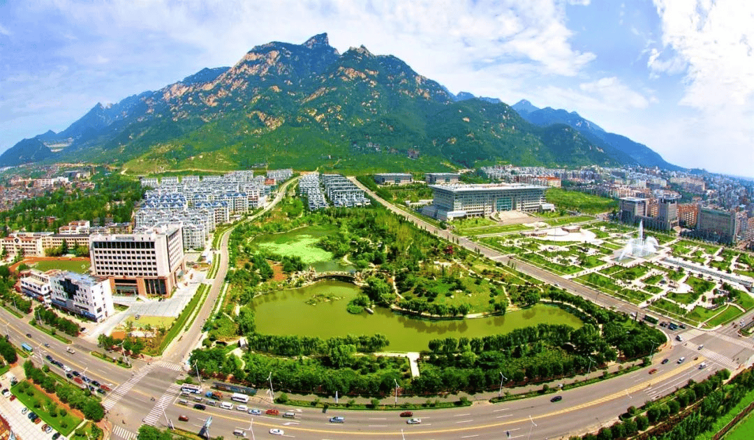 “十五五”新风口！专访五年规划深度参与者董煜：锚定4大新兴产业和6大未来产业