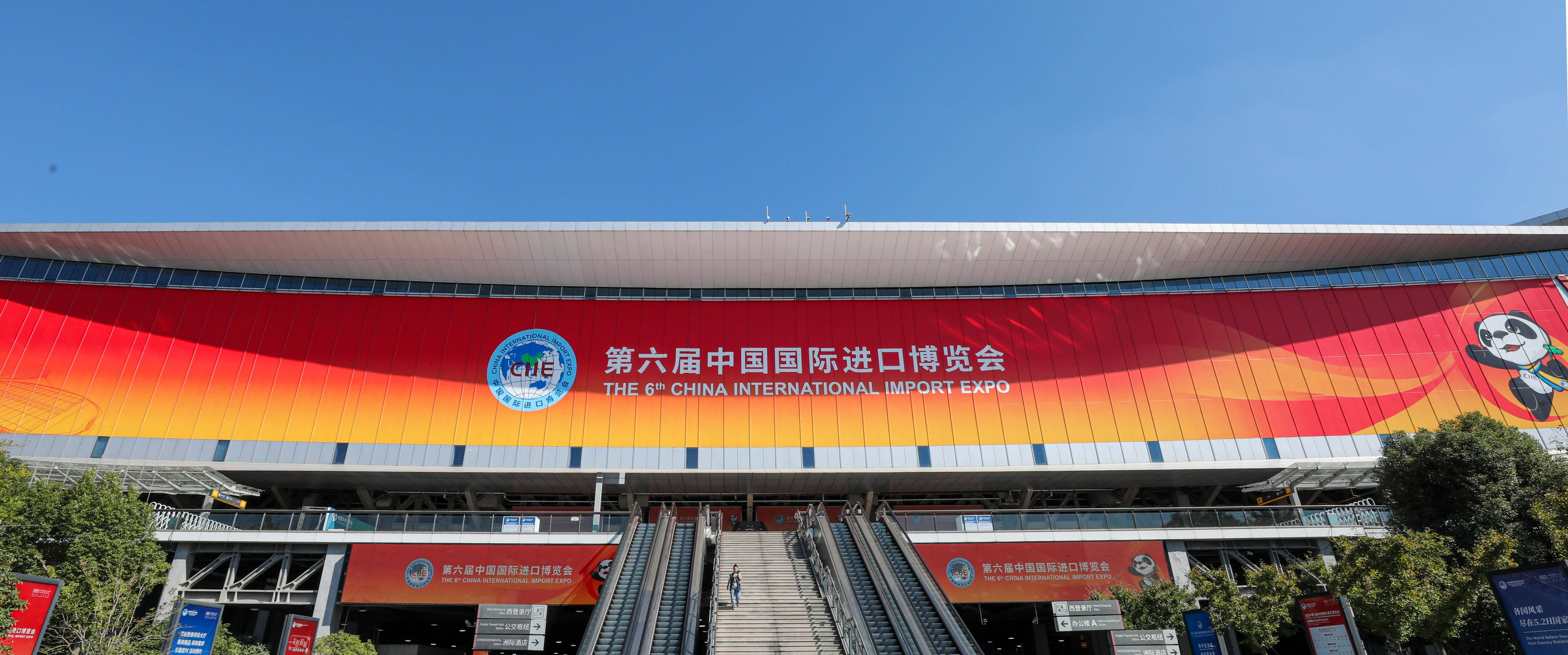 时的科技总部落户上海 与工银金租在进博会上签署100架采购协议