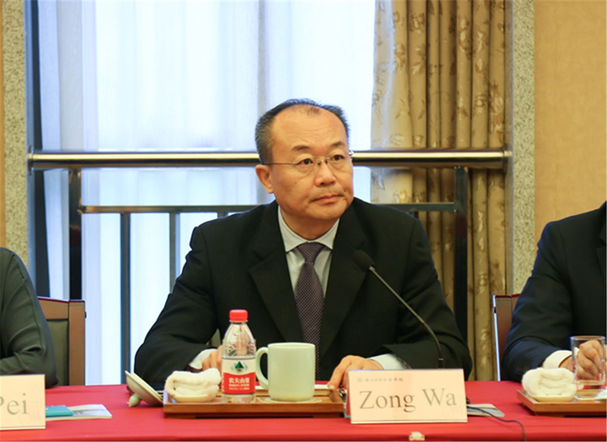 车百会与香港生产力促进局签署合作备忘录