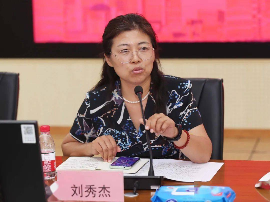 十四届全国政协教科卫体委员会原副主任杨小伟严重违纪违法被开除党籍和公职