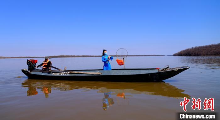 “蜜都”饶河：助农直播搭“云桥” 让边城农货“飞”进城