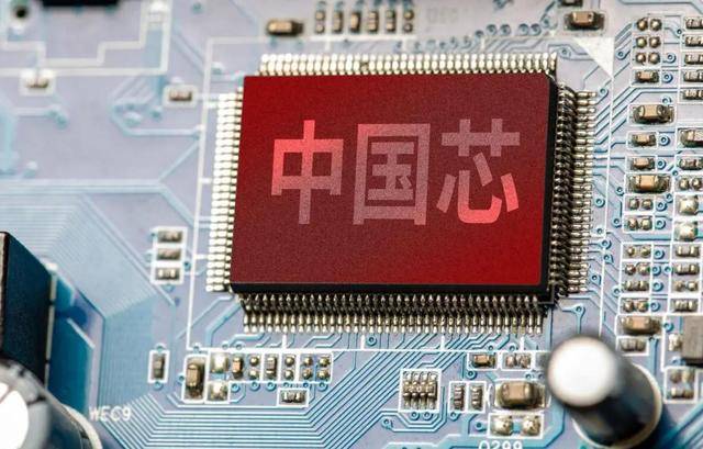 成堆芯片只能在仓库“吃灰”!AI“电老虎”遭遇电网“老骨头”:美国缺电搅动全球资本市场