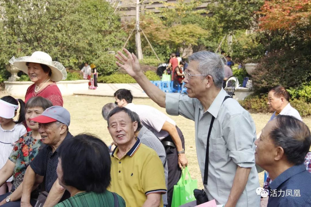 服务升级添暖意，数智联通润民心