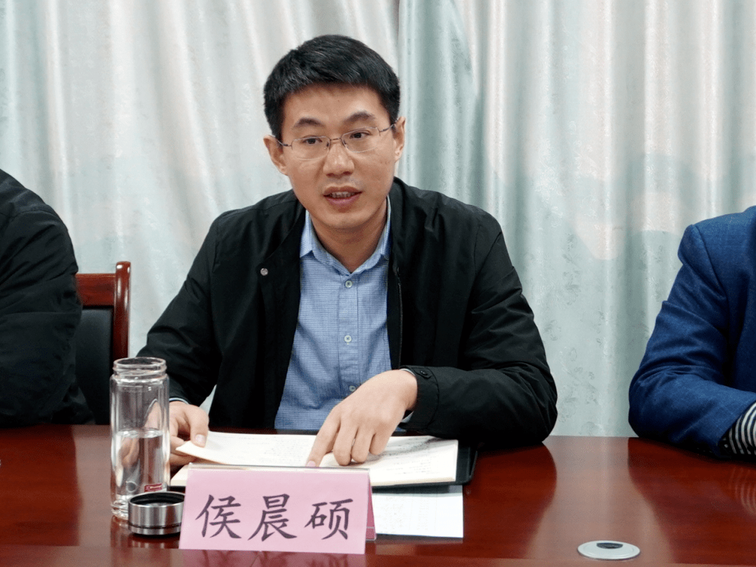 威领股份：11月28日召开董事会会议