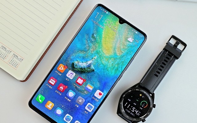 【e公司观察】“豆包助手”手机未发先火！移动终端新一轮卡位战打响