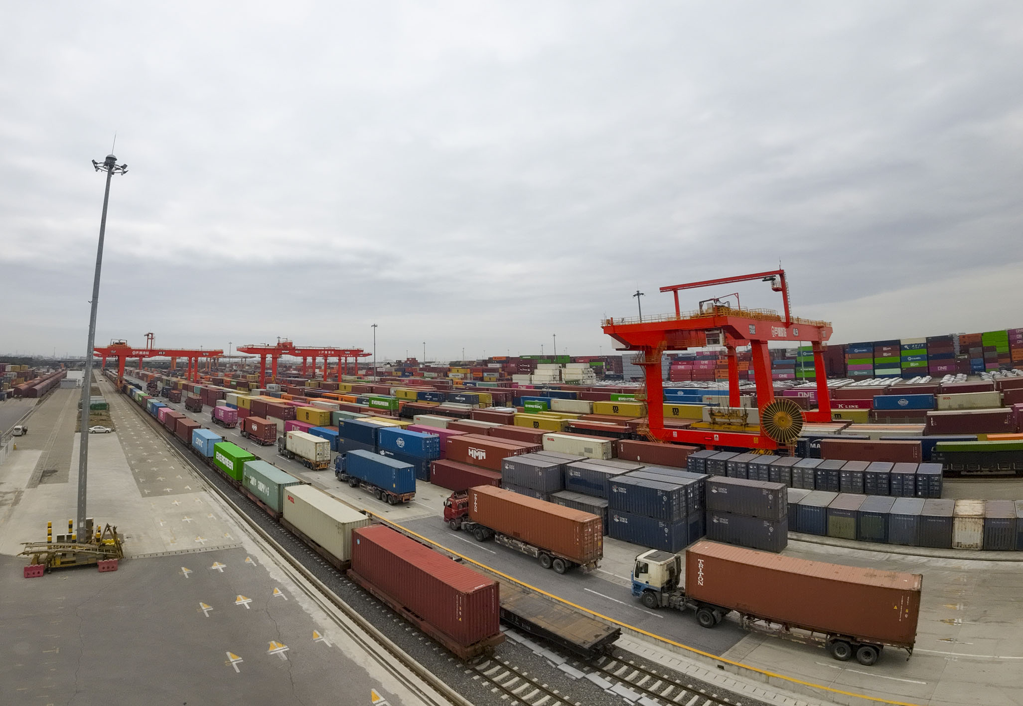 今年前11个月浙江义乌海铁联运发运量达11.28万标箱