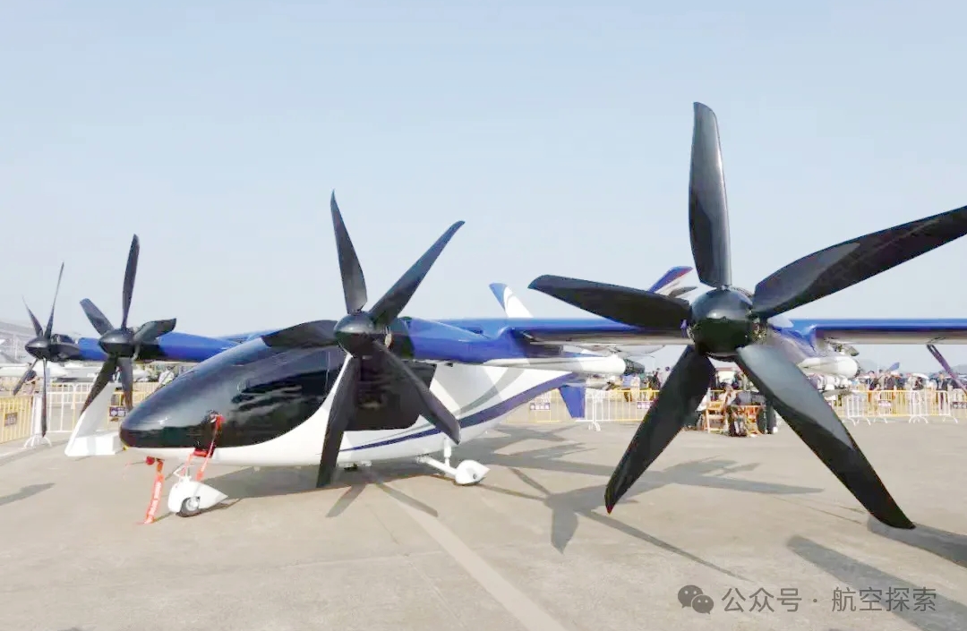 我国国产首款重载电动垂直起降飞行器AR-E800首飞成功